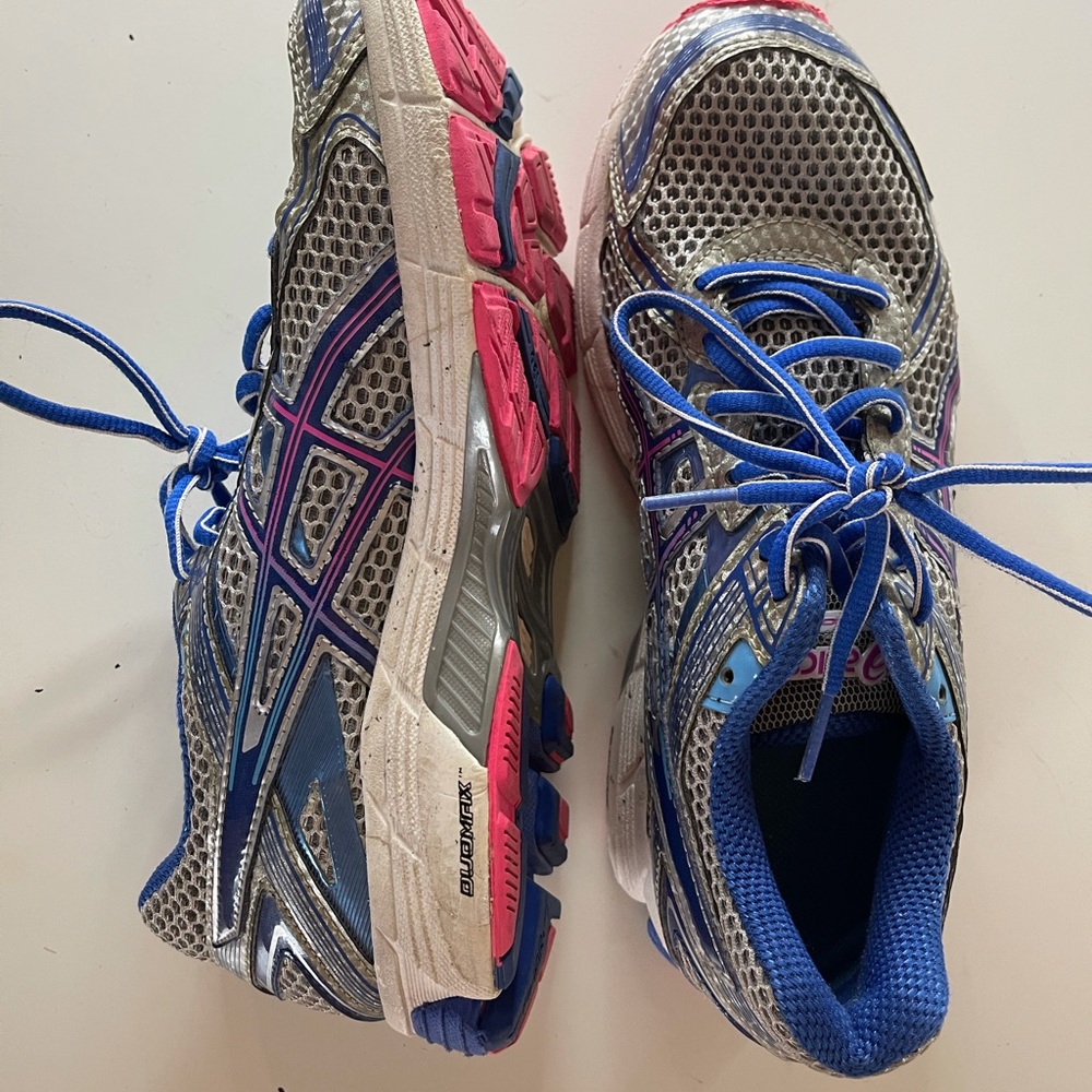 Women’s ASICS running shoes size 8.5
